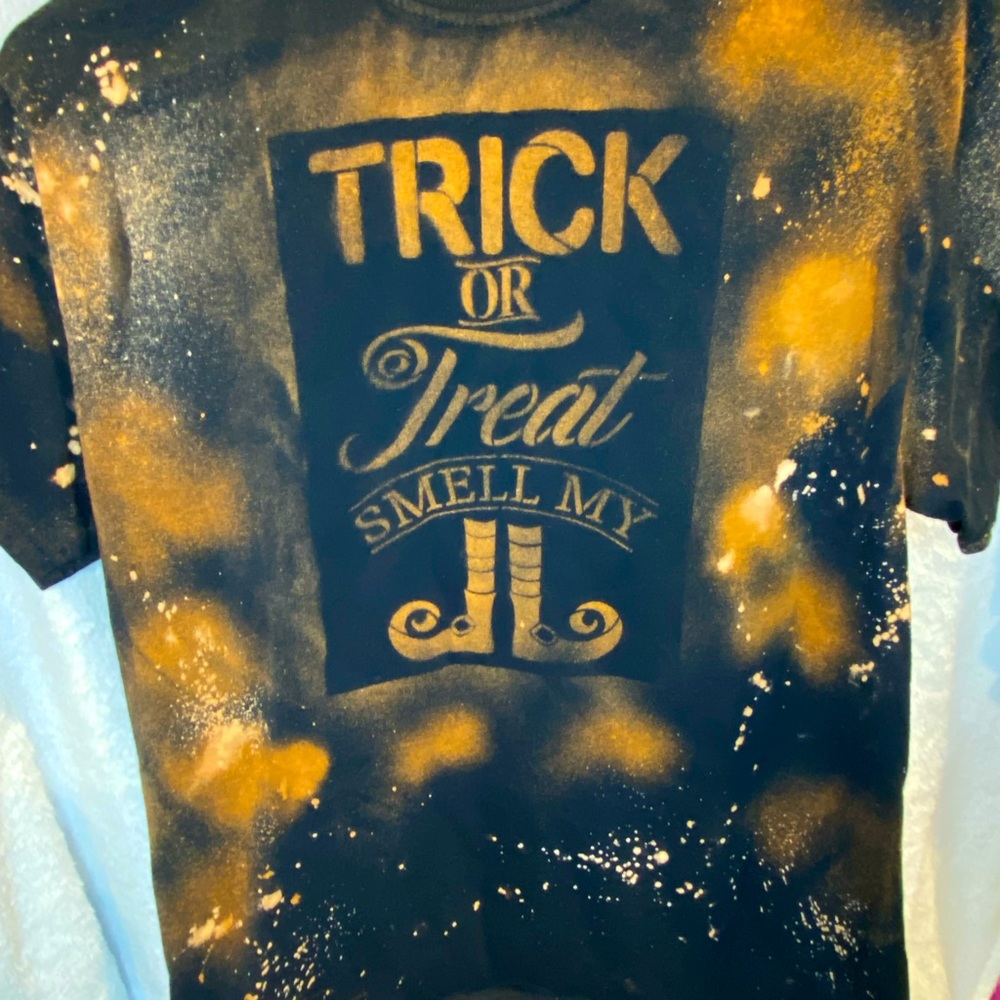 Bleached Halloween Tee - medium - handmade
